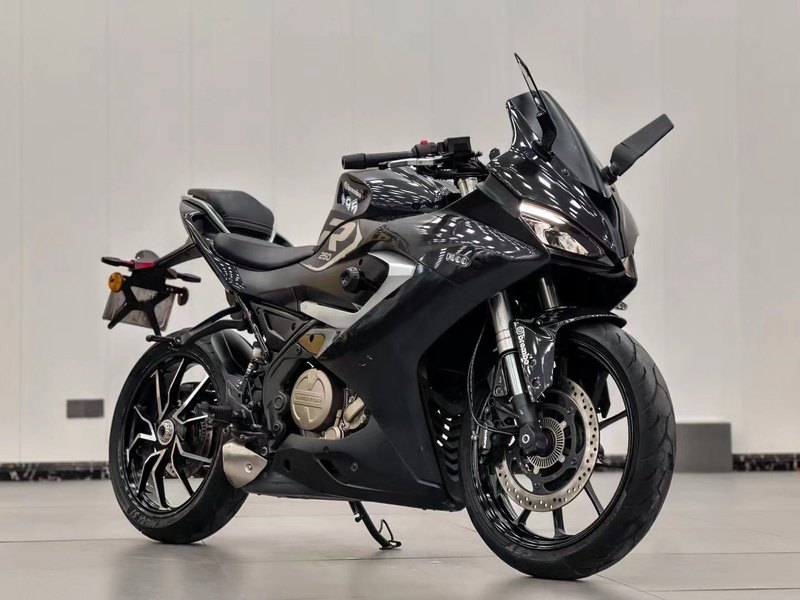 二手QJMOTOR赛250