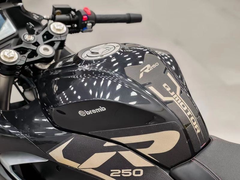 二手QJMOTOR赛250