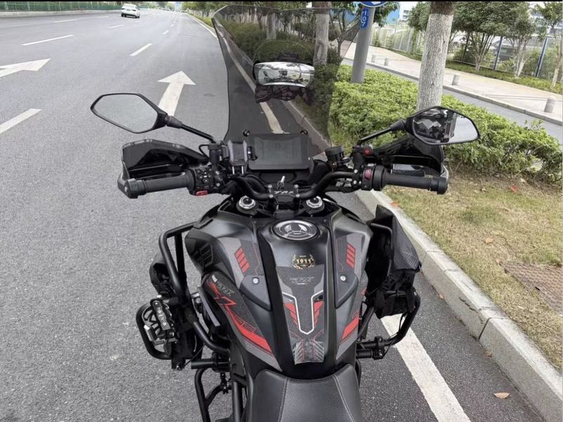 二手贝纳利TRK702