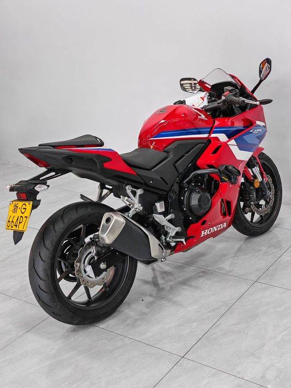 二手本田CBR400R