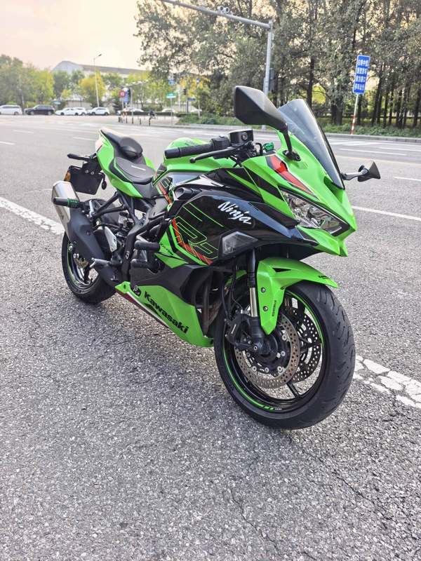 二手川崎ZX-4R