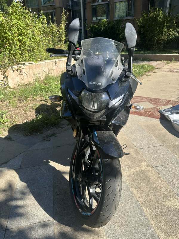 二手豪爵铃木GSX250R