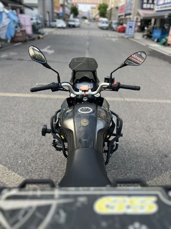 二手贝纳利金鹏 TRK251