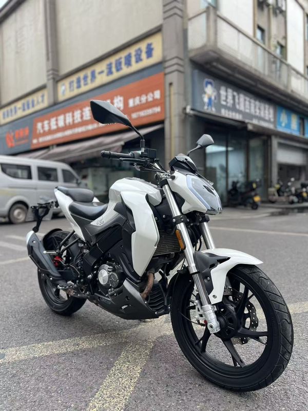 二手贝纳利小迅龙 BN150S
