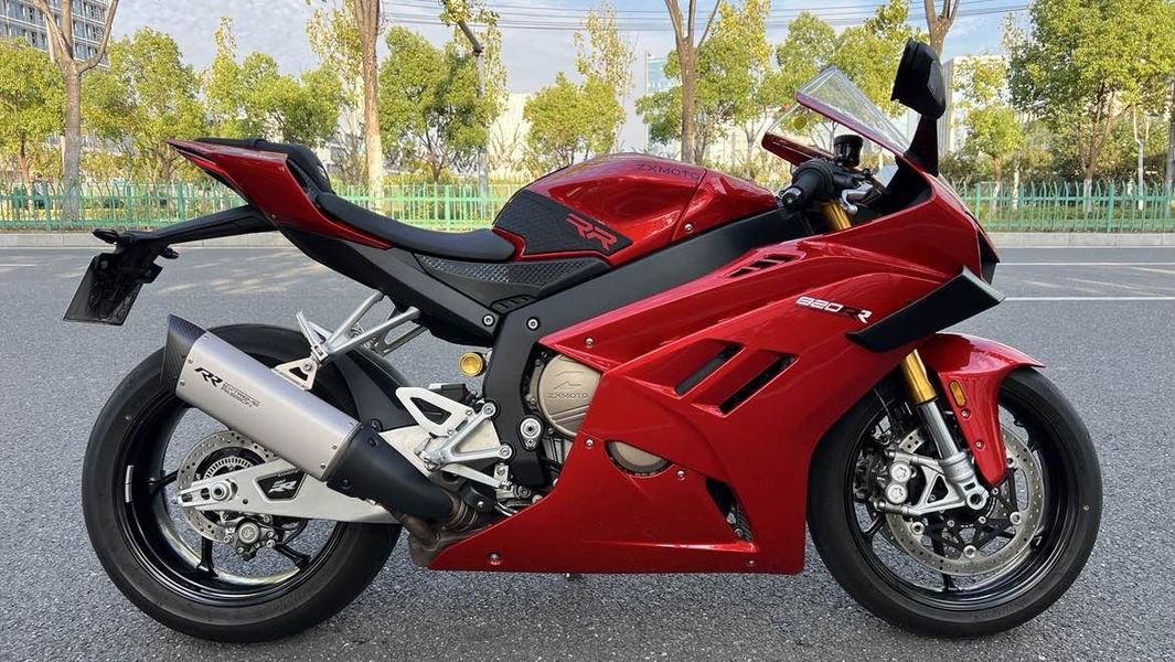 二手张雪机车820RR