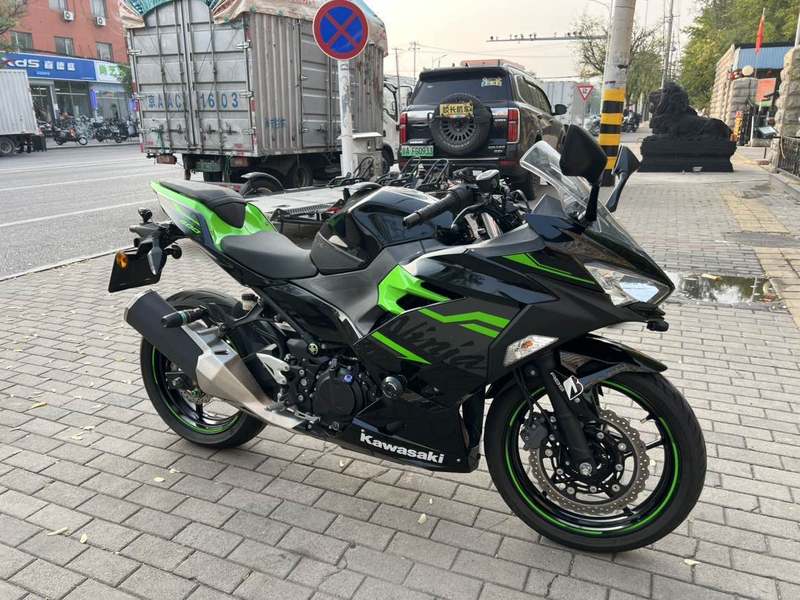 二手川崎Ninja 400