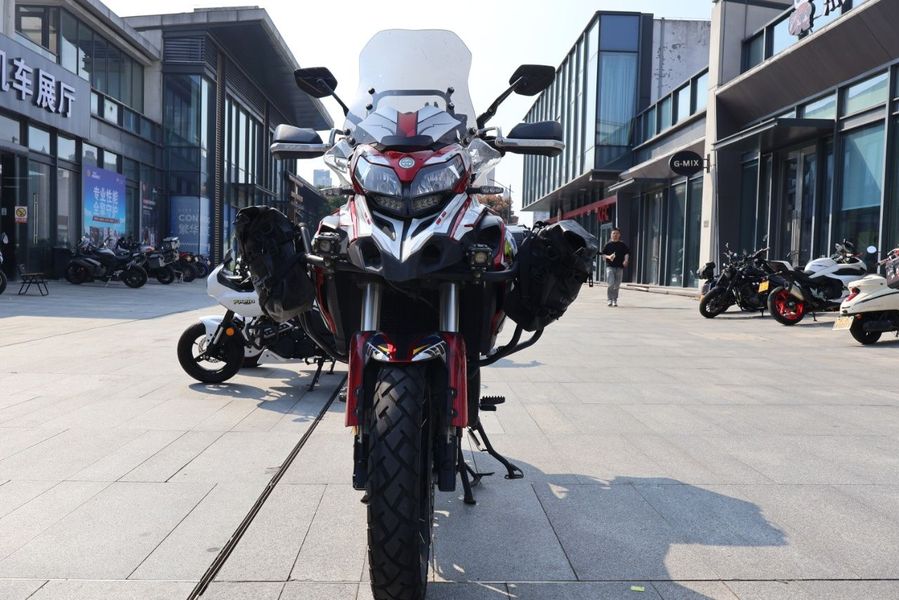 二手贝纳利金鹏 TRK502