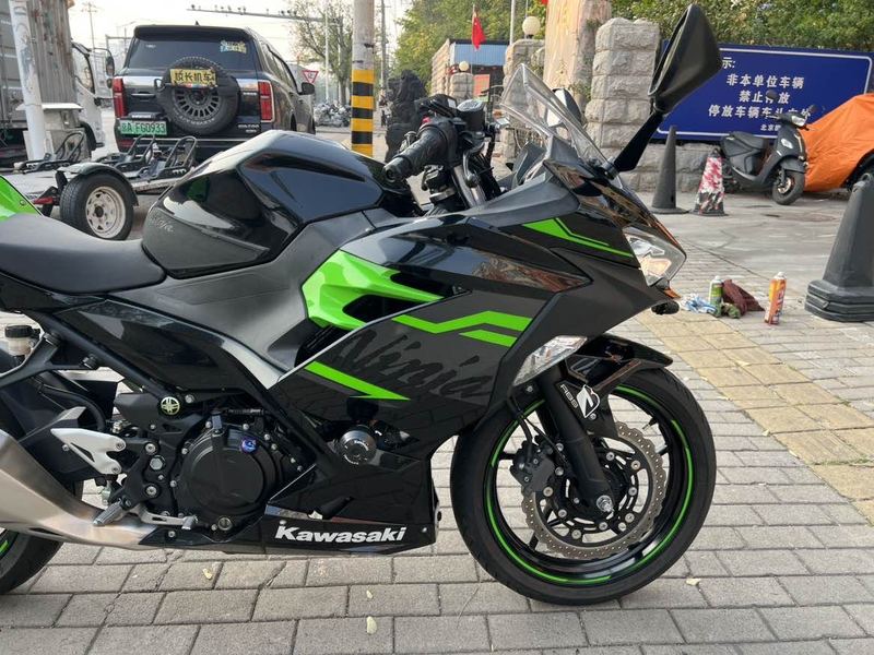 二手川崎Ninja 400