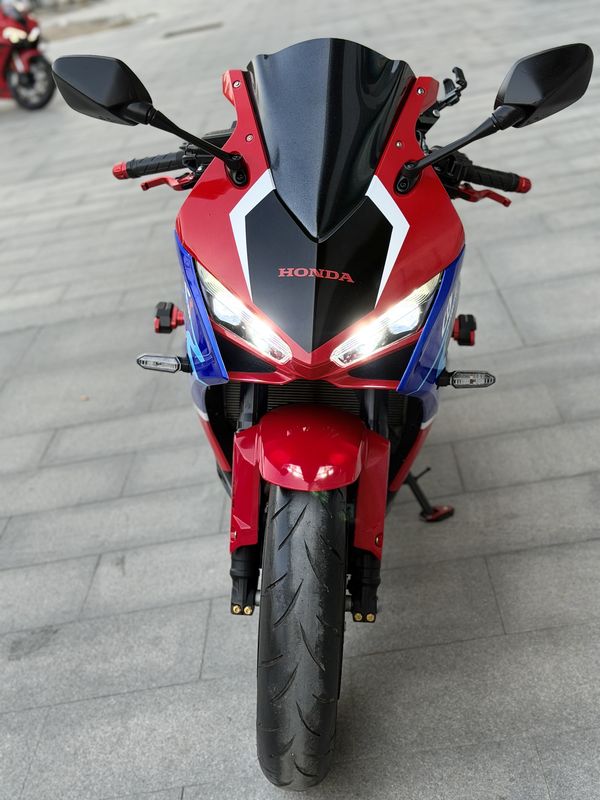二手本田CBR650R