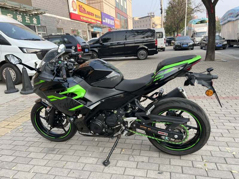二手川崎Ninja 400