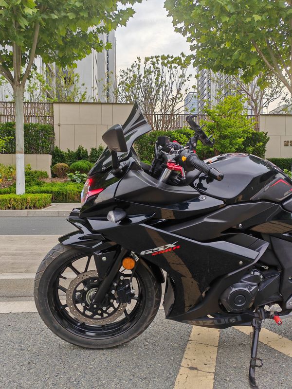 二手豪爵铃木GSX250R