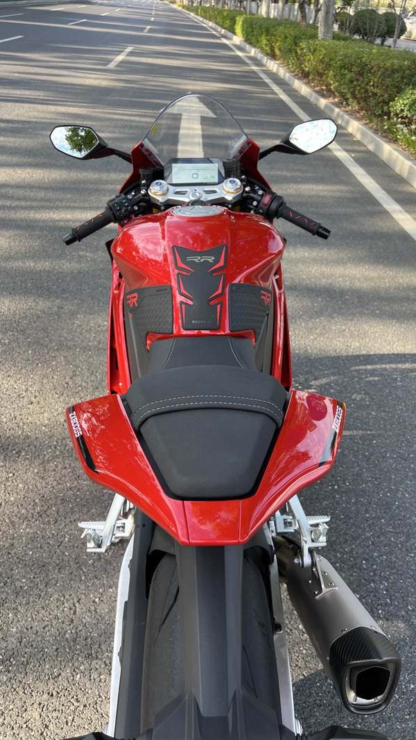 二手张雪机车820RR