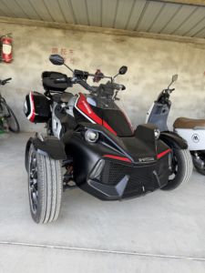 二手新威骑天行者 WR1000