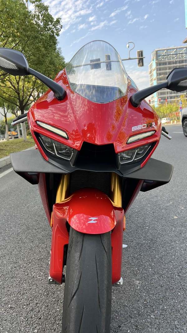 二手张雪机车820RR