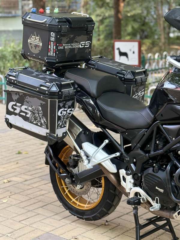 二手贝纳利金鹏 TRK502