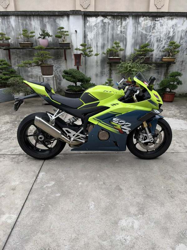 二手张雪机车500RR