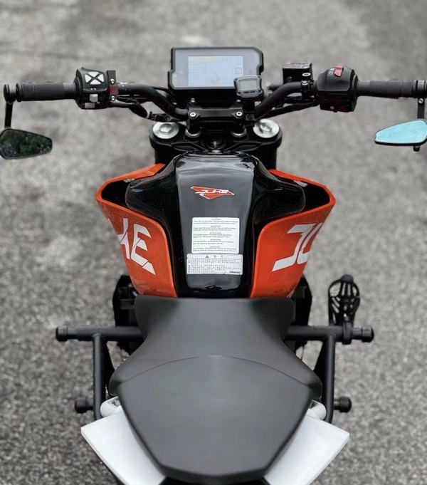 二手KTMR2R390 Duke