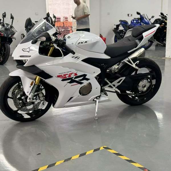 二手张雪机车500RR