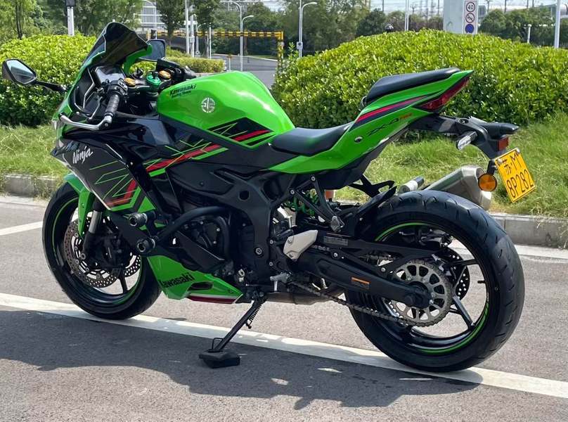二手川崎ZX-4R