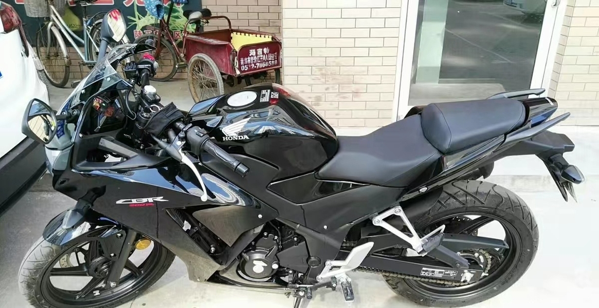 二手本田CBR300R
