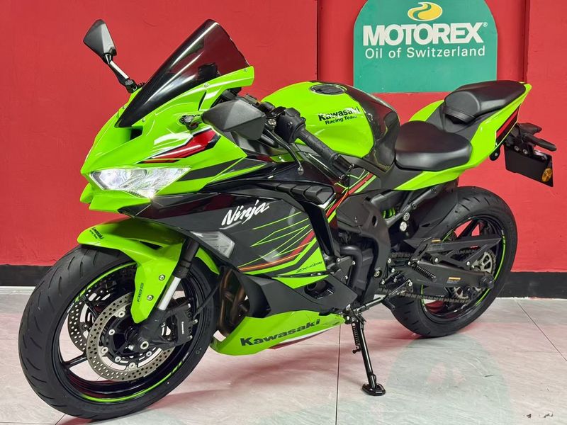 二手川崎ZX-4R