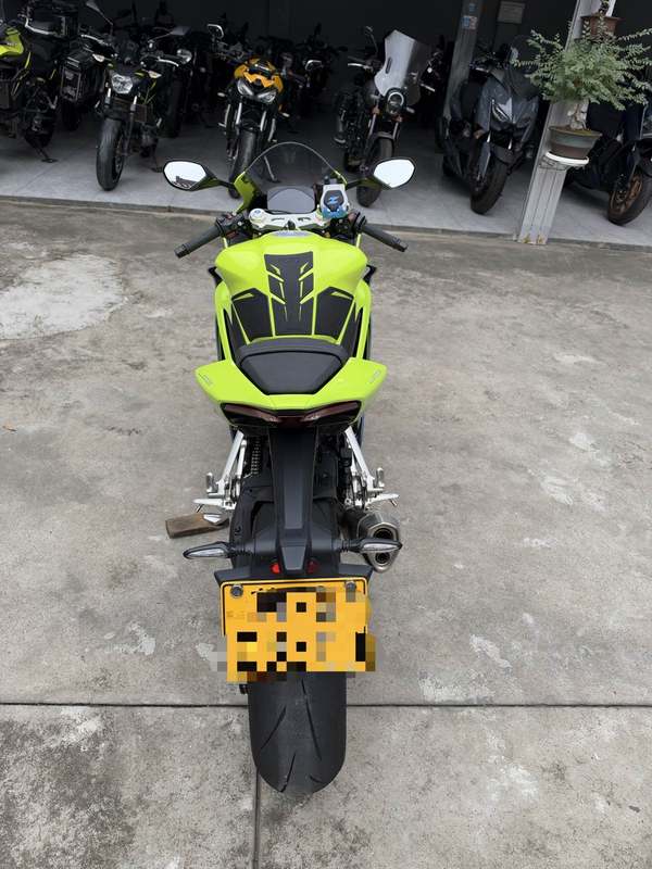 二手张雪机车500RR