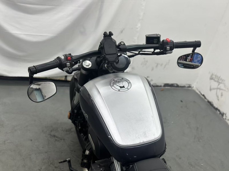 二手奔达Rock300 灰石