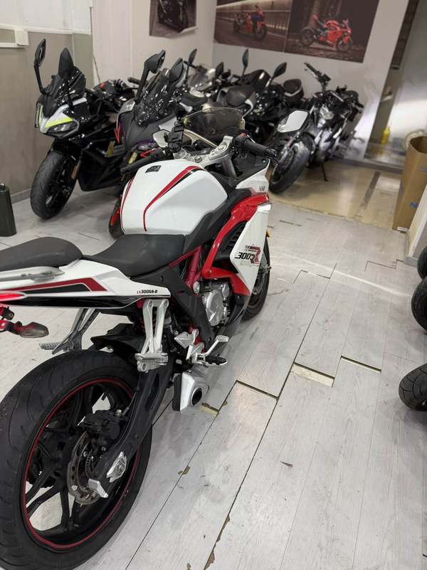 二手无极300RR