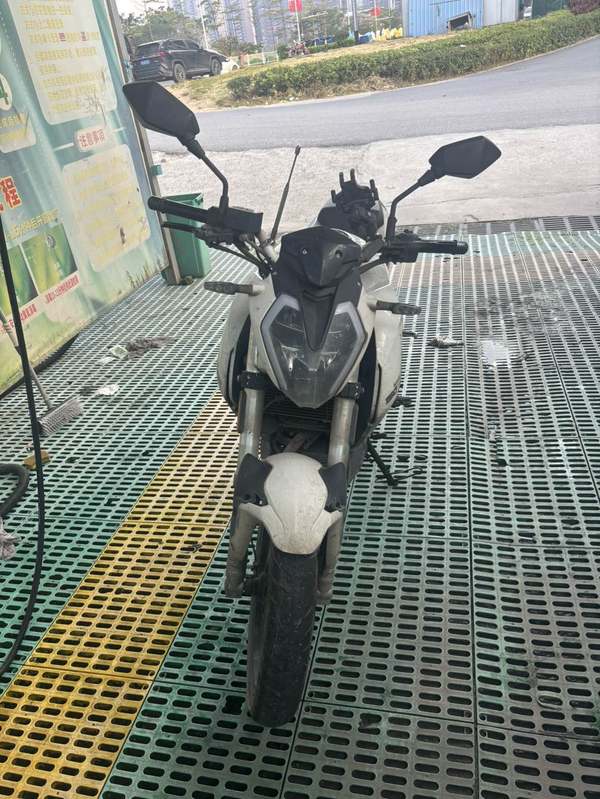 二手贝纳利小迅龙 BN150S