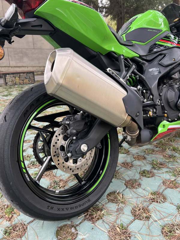 二手川崎ZX-4R