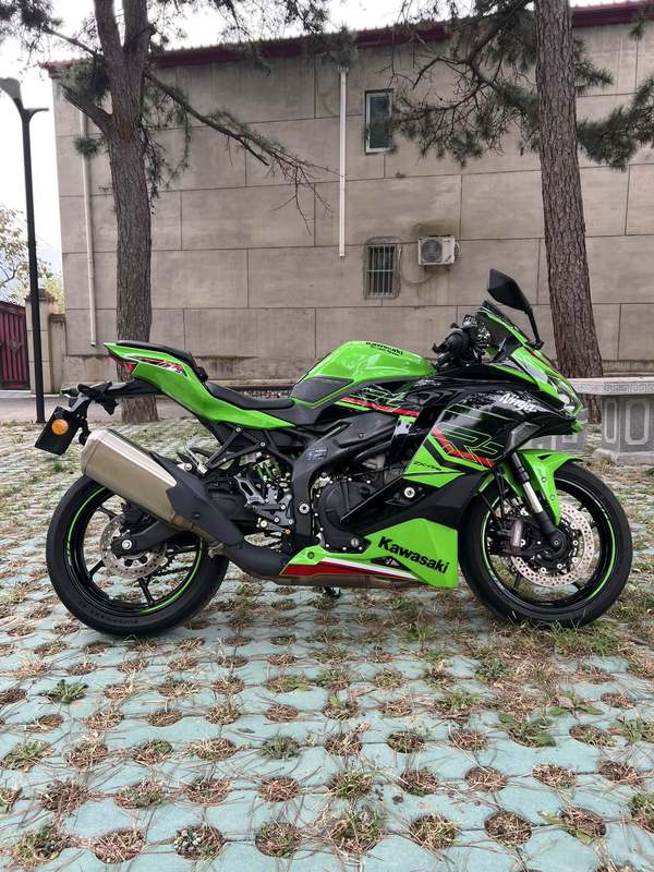 二手川崎ZX-4R