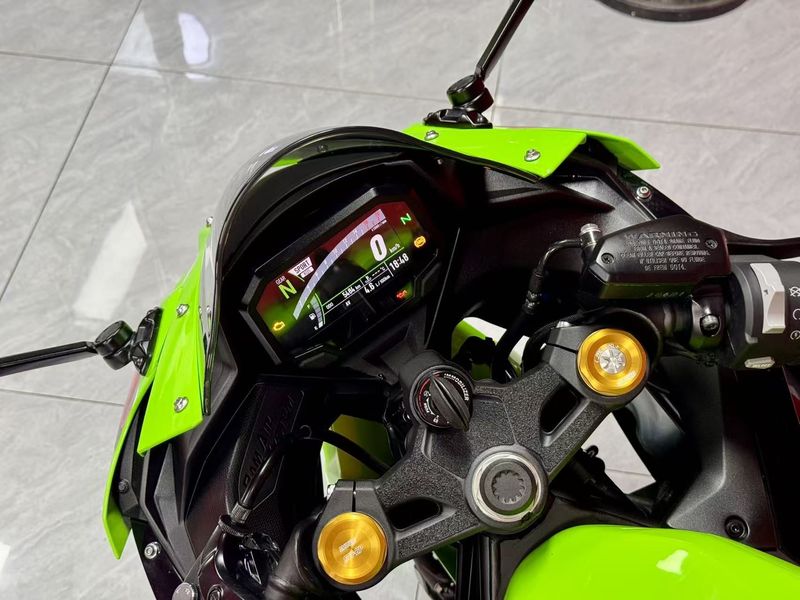 二手川崎ZX-4R