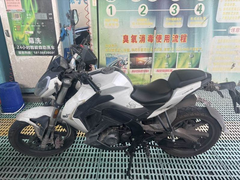 二手贝纳利小迅龙 BN150S
