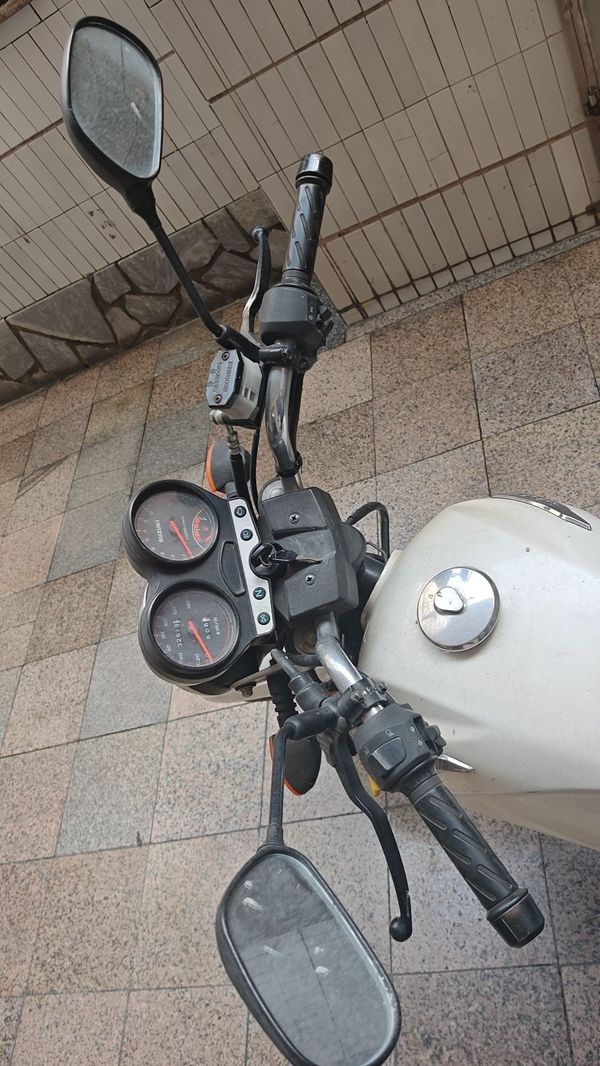 二手济南铃木QS150悍骏