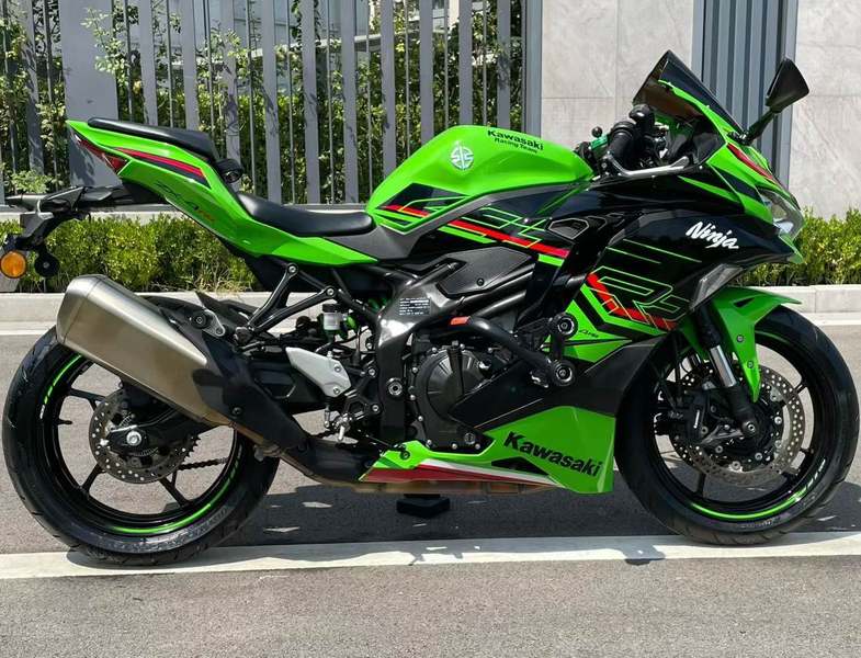 二手川崎ZX-4R