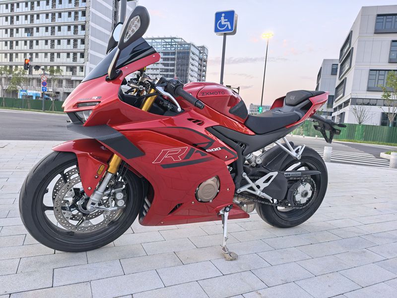 二手张雪机车500RR