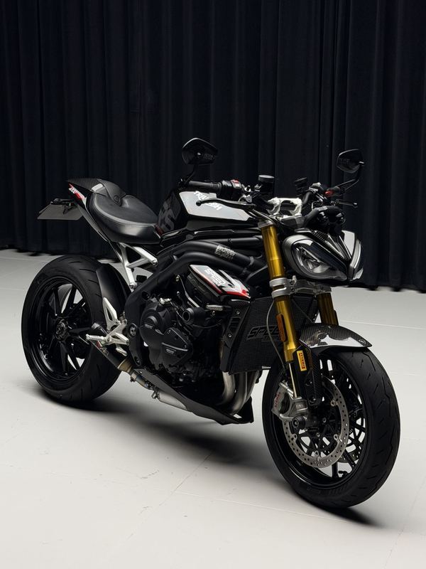 二手凯旋Speed Triple 1200