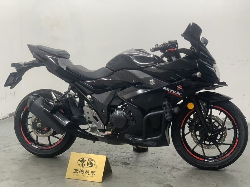 二手豪爵铃木GSX250R