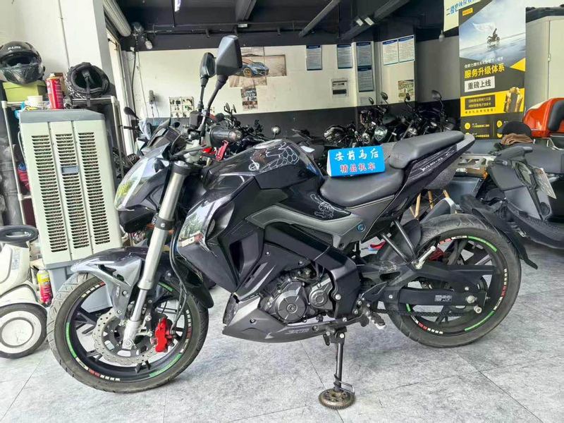 二手贝纳利小迅龙 BN150S