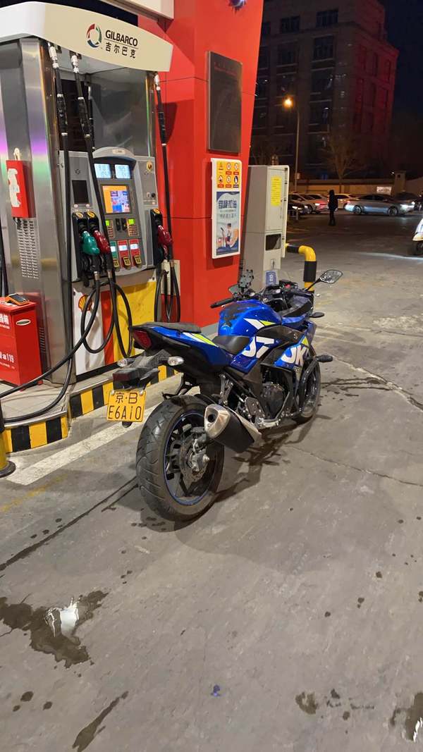 二手豪爵铃木GSX250R