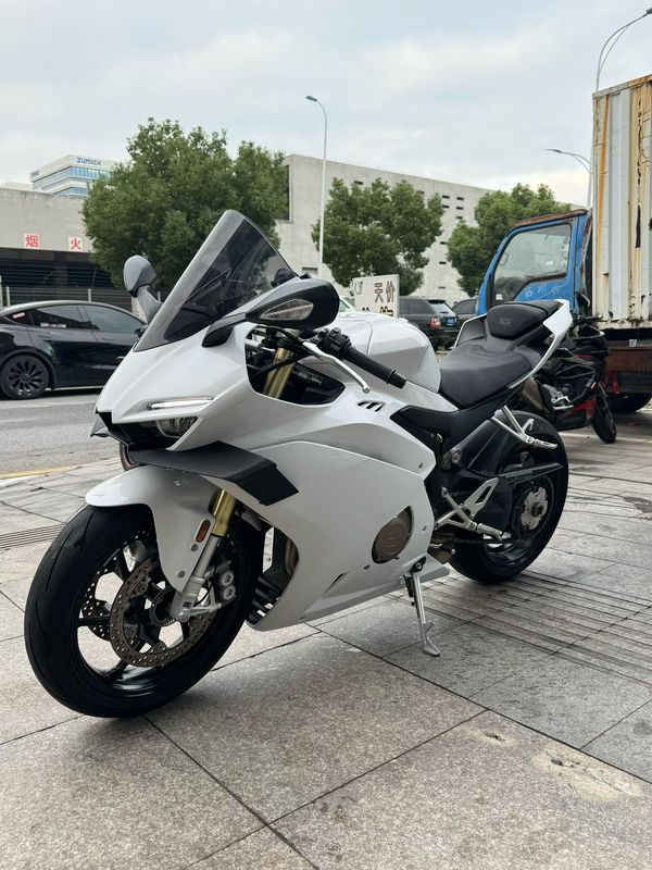 二手张雪机车500RR