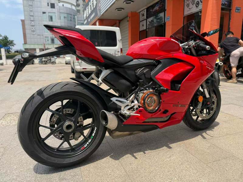 二手杜卡迪Panigale V2