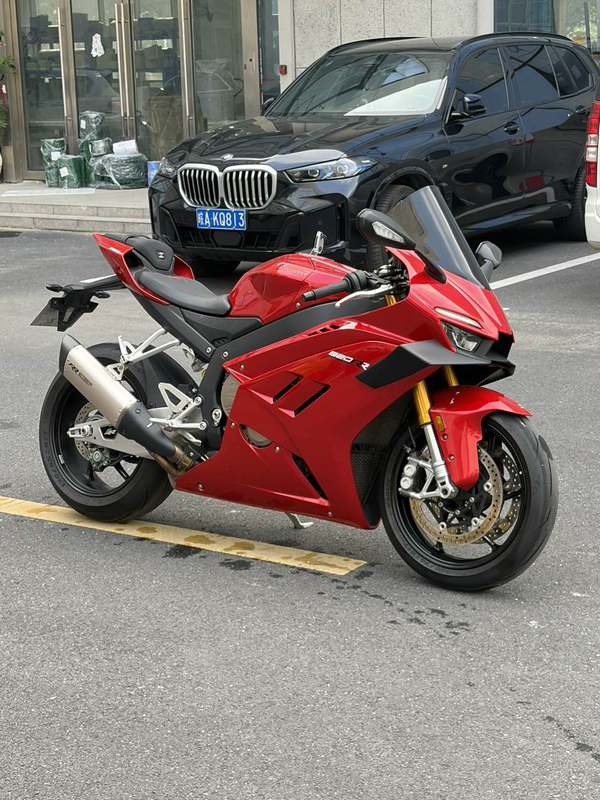 二手张雪机车820RR
