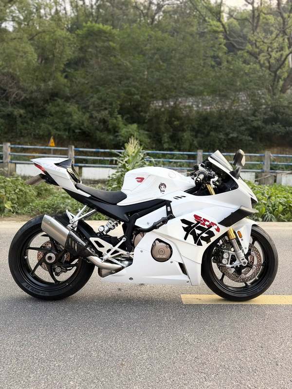 二手张雪机车500RR