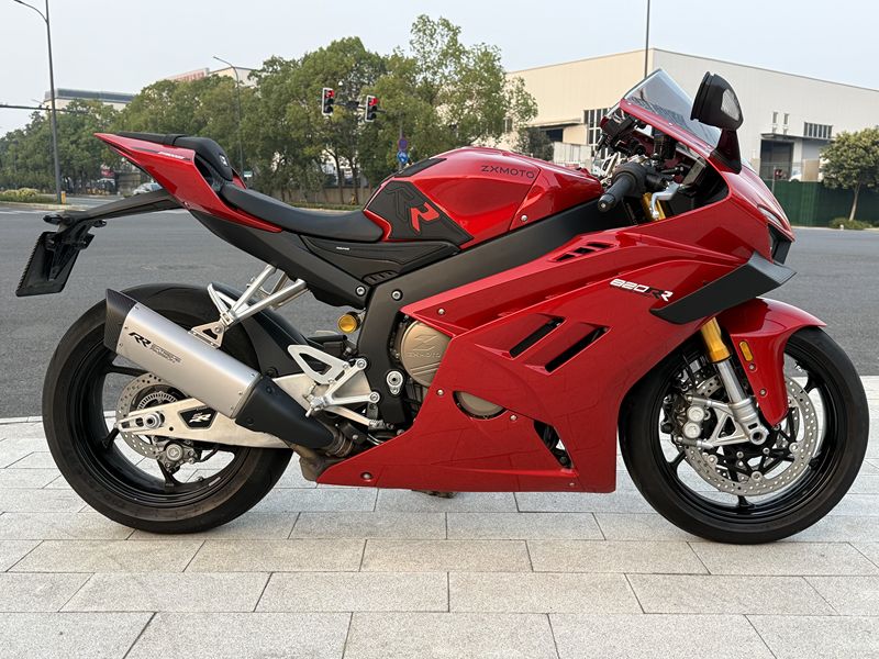 二手张雪机车820RR