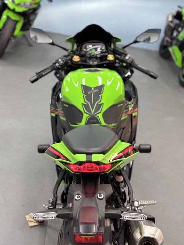 二手川崎ZX-4R
