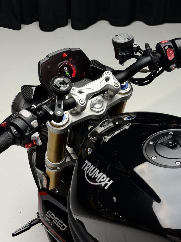 二手凯旋Speed Triple 1200
