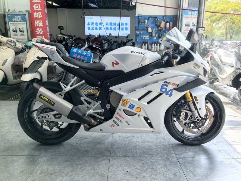 二手张雪机车820RR