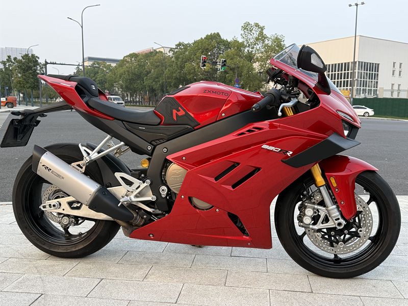 二手张雪机车820RR