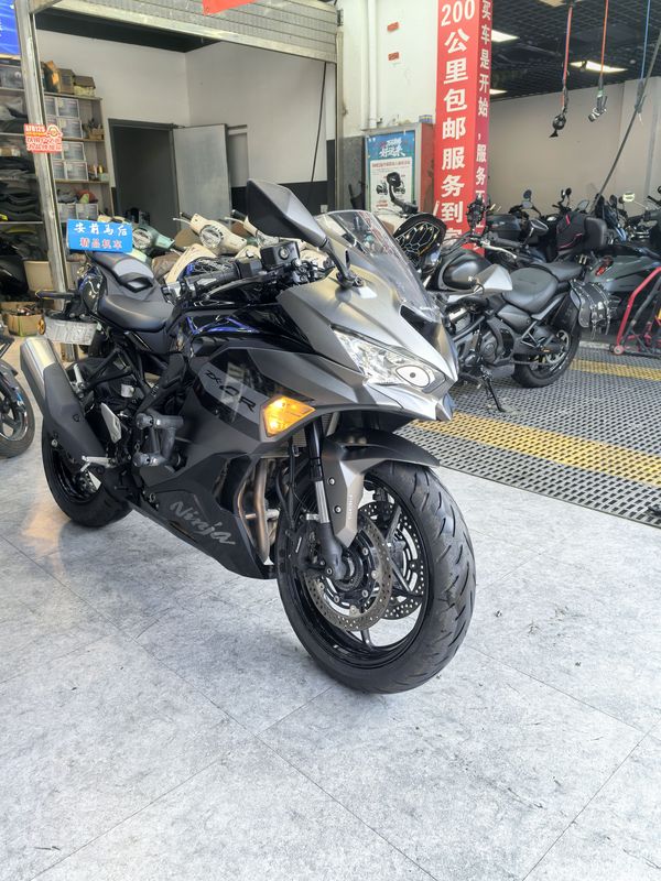 二手川崎ZX-4R